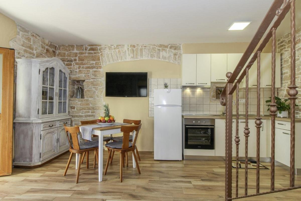 Villa Olea In Barat - Haus Fuer 6-8 Personen Kanfanar Exteriér fotografie