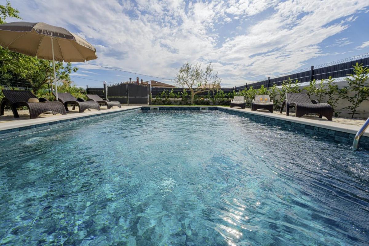 Villa Olea In Barat - Haus Fuer 6-8 Personen Kanfanar Exteriér fotografie
